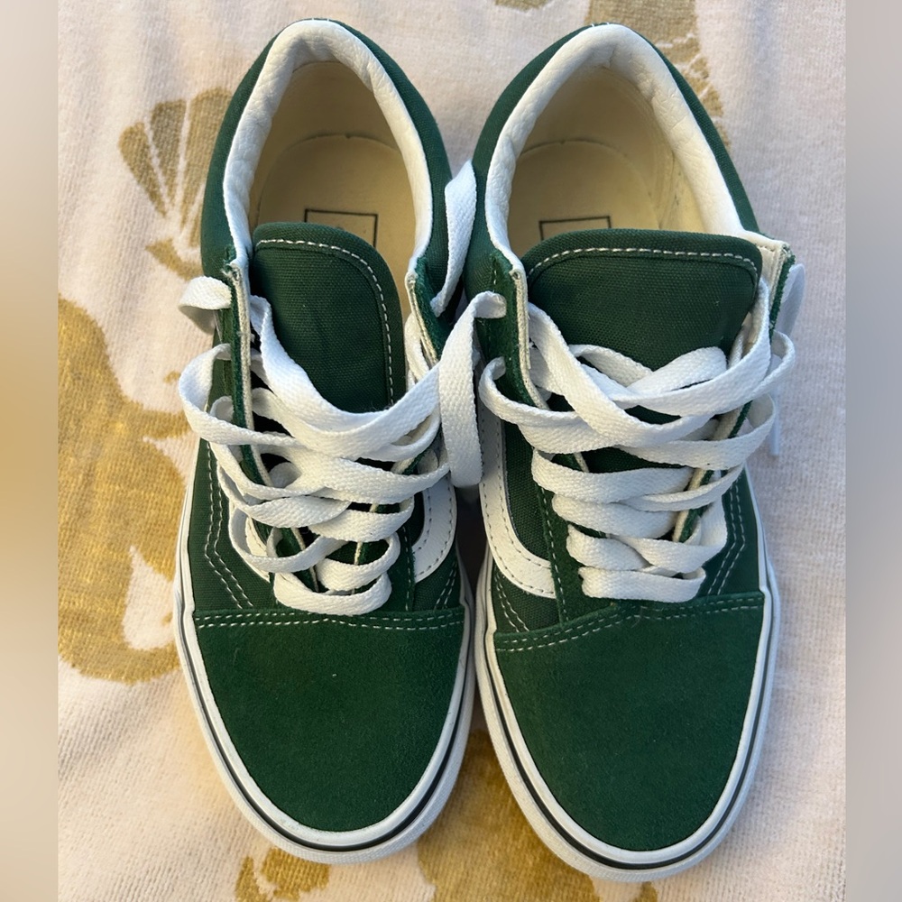 VANS Old Skool / suede / Emerald / Women’s 5.5 / men’s 4.0